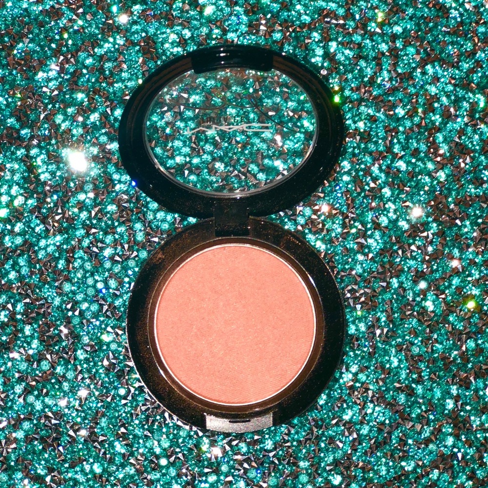 MAC Julia Petit Linda Blush 💗❤️⚡️💋